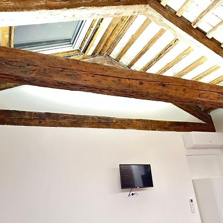 Venice Rainbow Apartments San Zaccaria Екстер'єр фото